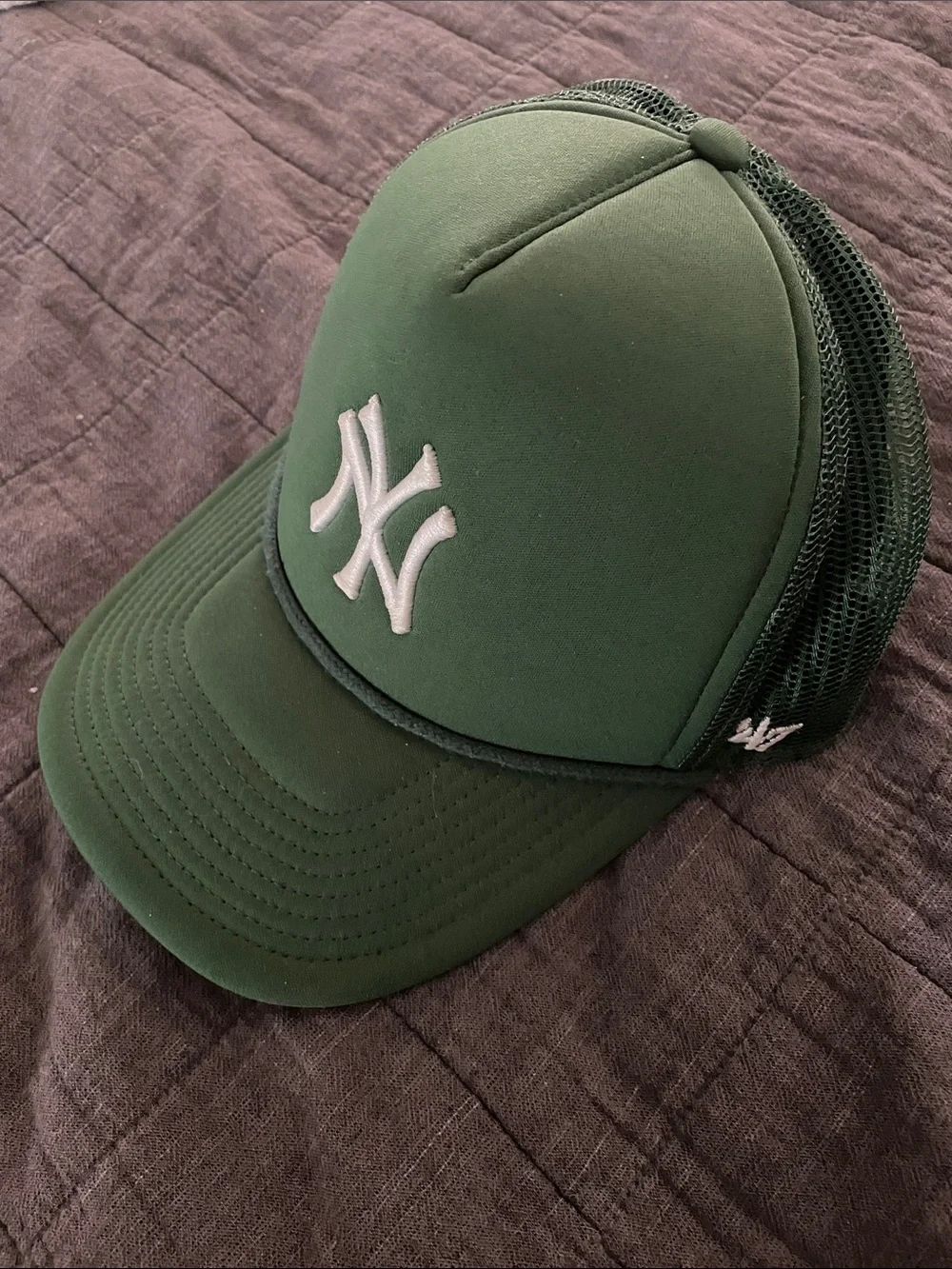47 New York Yankees Forest Green Trucker Hat with White Logo
